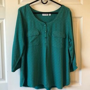 St. John’s Bay green Blouse white&black specks xL